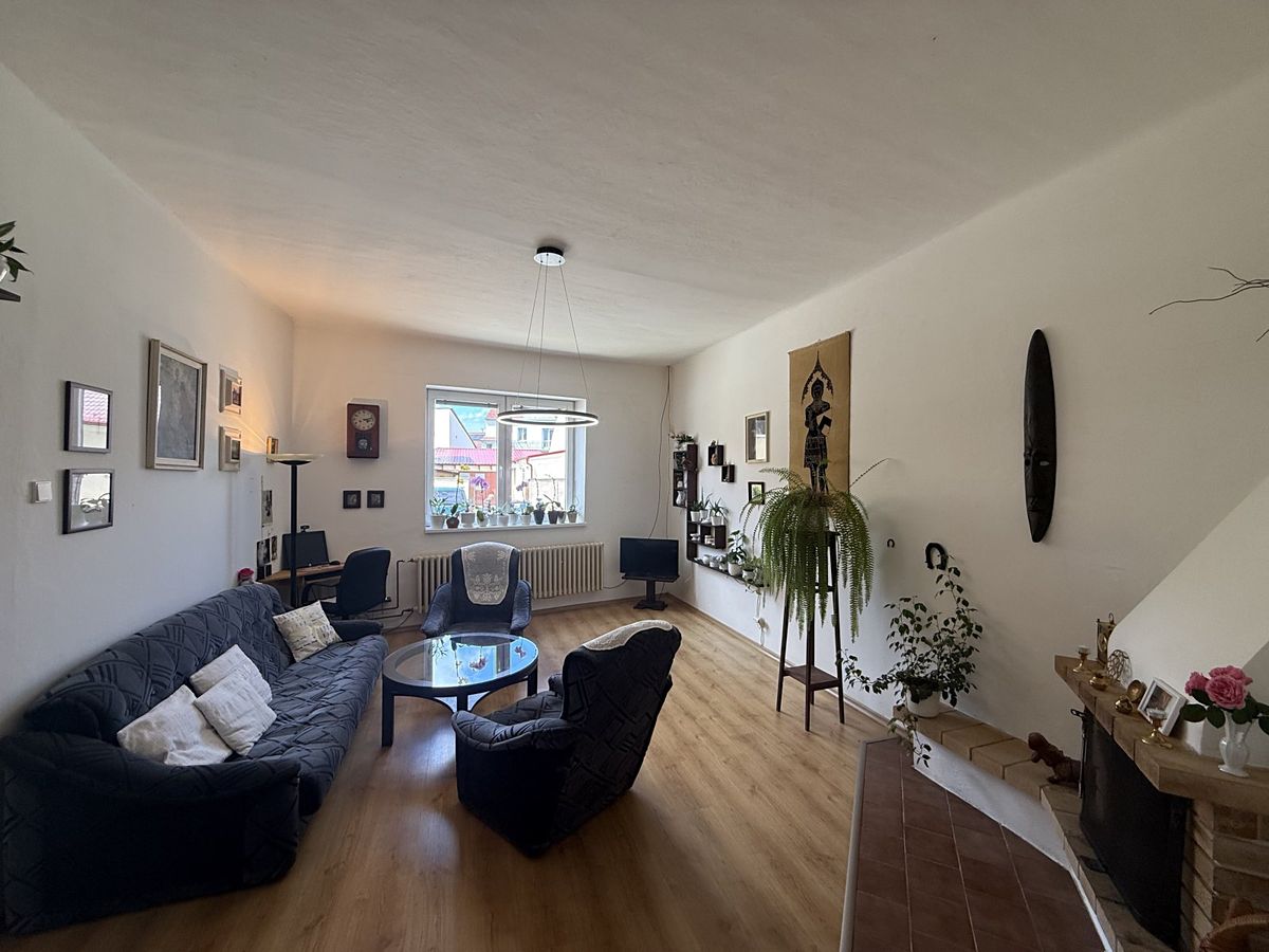 Prodej rodinného domu 156 m², pozemek 200 m² – fotografie 3