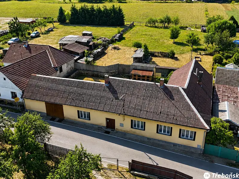 Prodej rodinného domu 234 m², pozemek 2285 m², Český Rudolec – náhled fotky 1