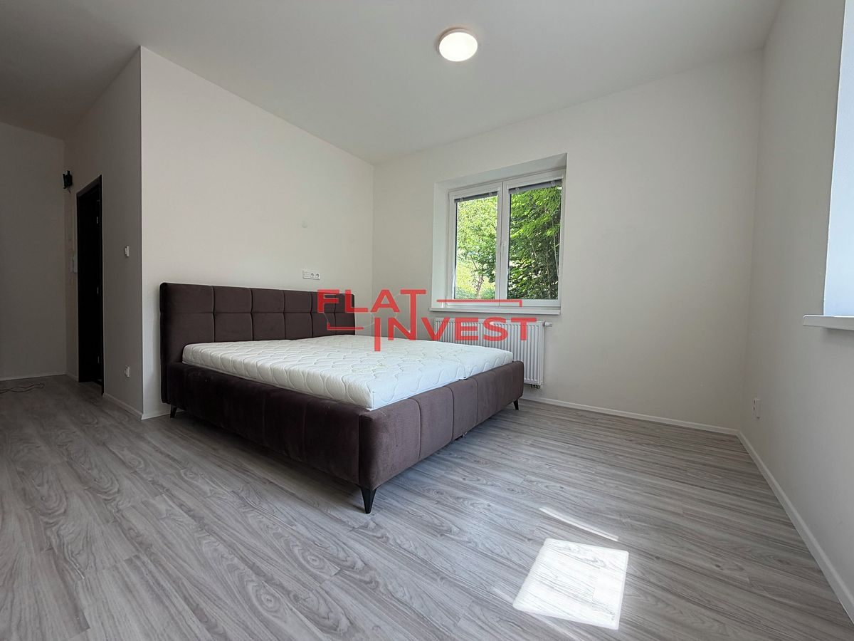Pronájem bytu 3+kk 75 m² – fotografie 5