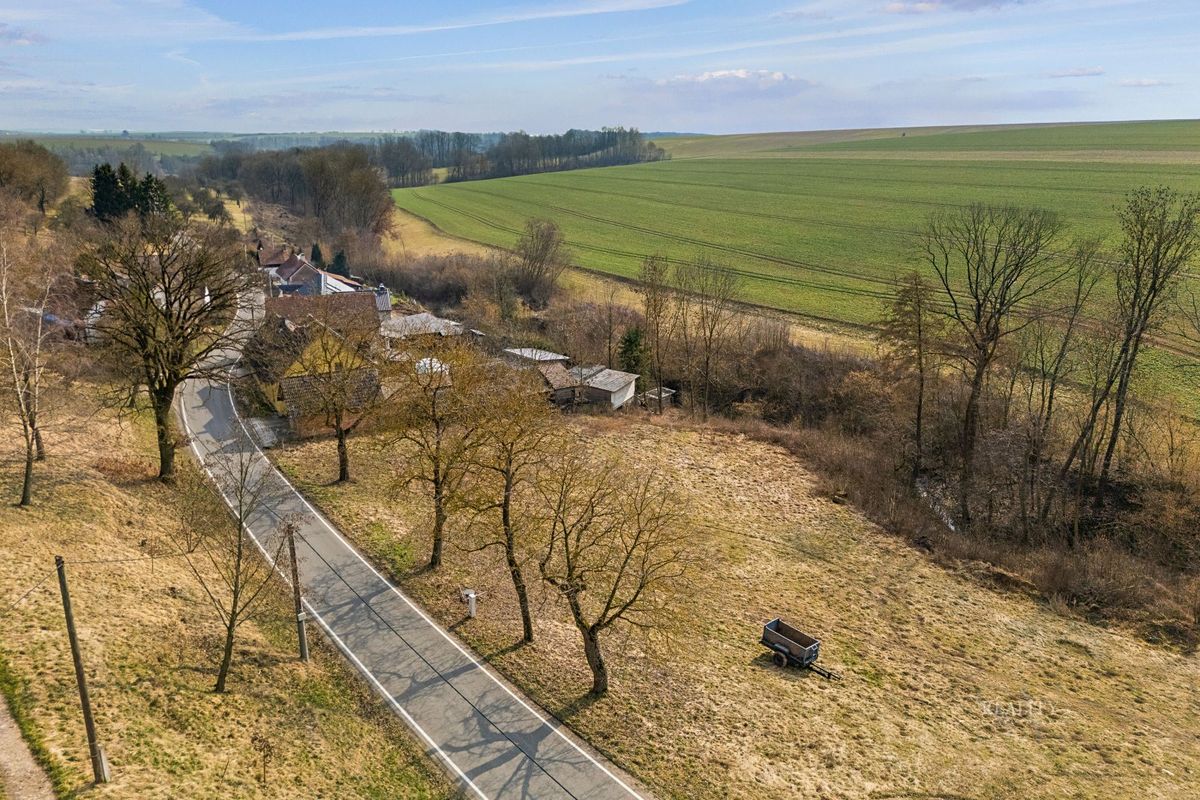 Prodej stavebního pozemku 2030 m² – fotografie 2