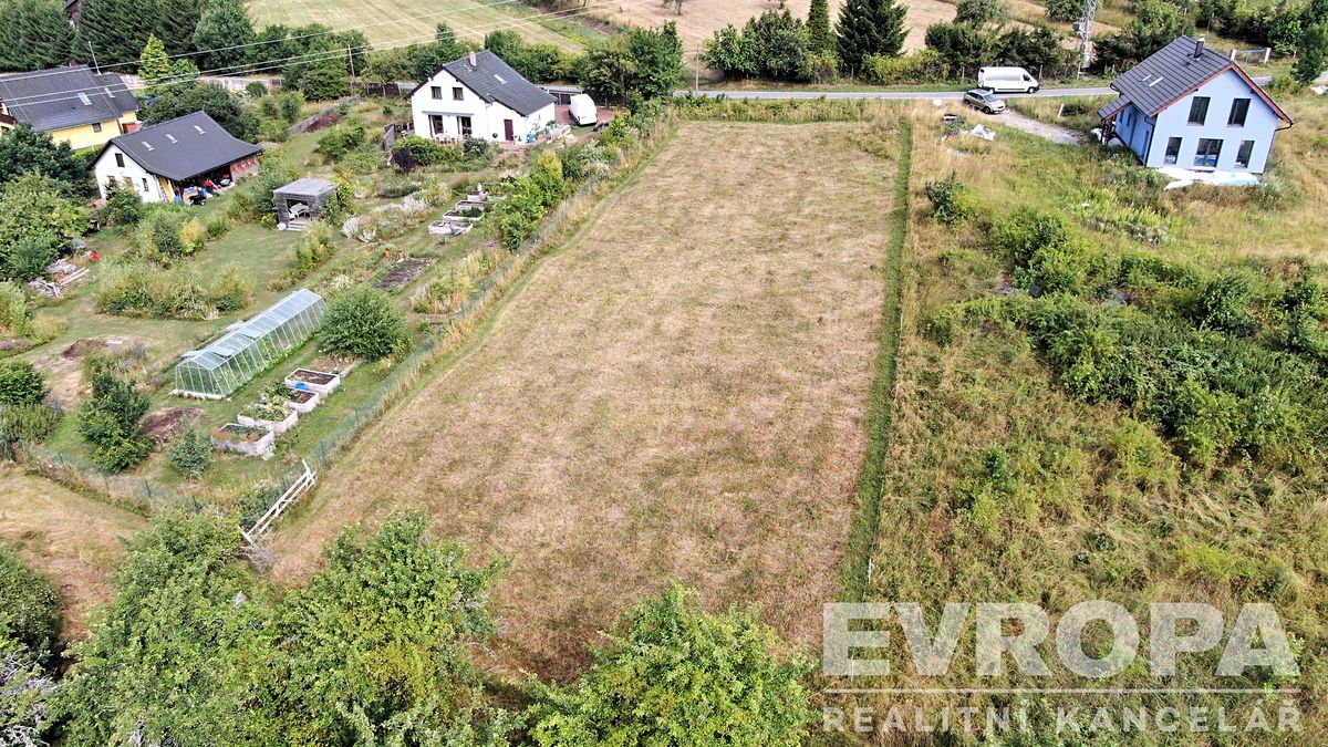 Prodej stavebního pozemku 2000 m² – fotografie 2