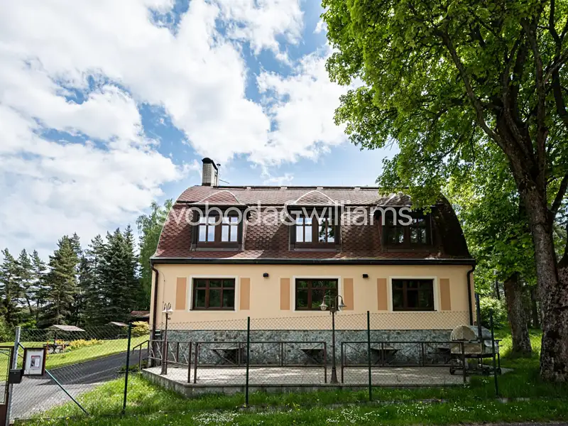 Prodej ubytovacího zařízení 800 m², Lednice – náhled fotky 2