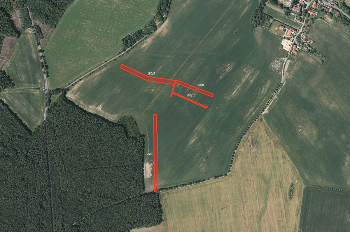 Prodej pole 5491 m²
