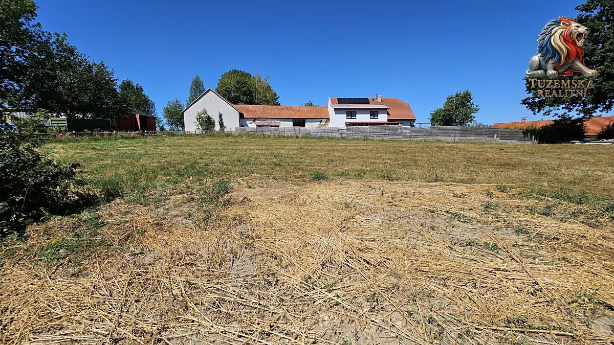 Prodej stavebního pozemku 955 m² – fotografie 4