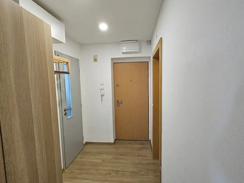 Prodej bytu 3+kk 65 m², Hradec Králové – náhled fotky 3