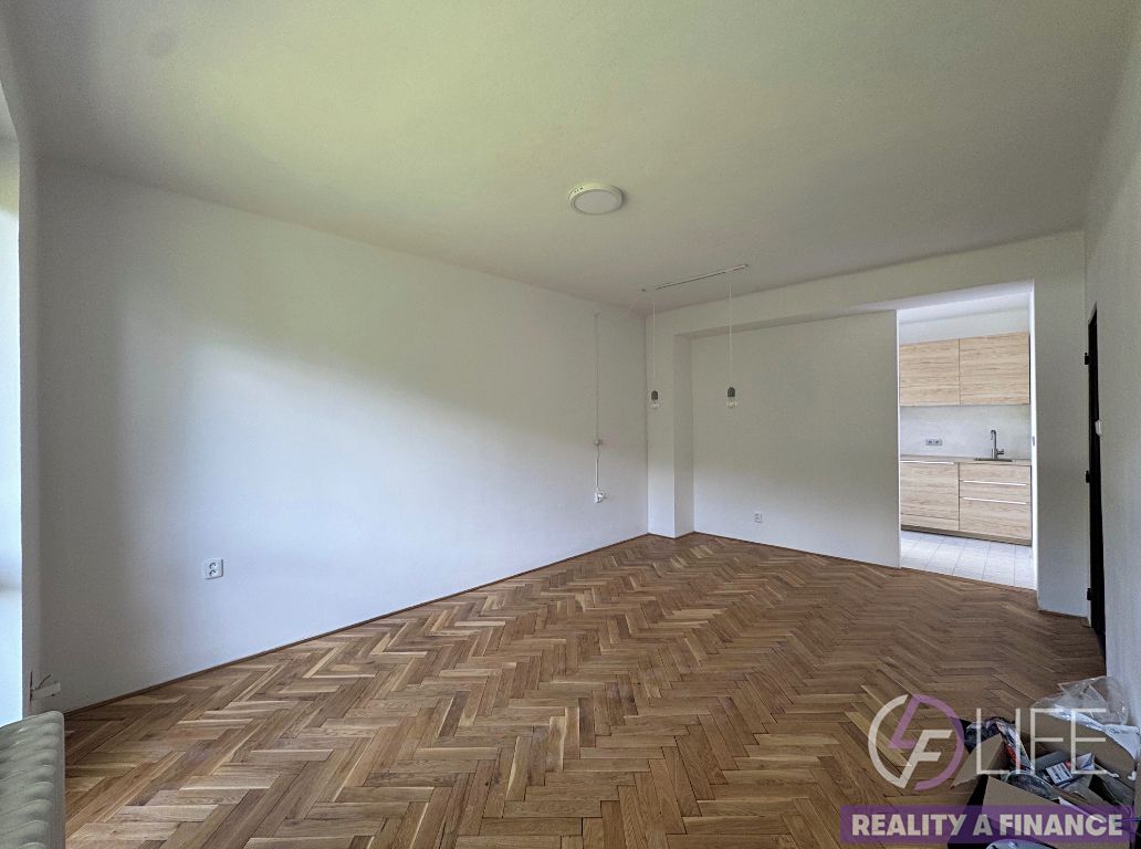 Pronájem bytu 3+1 61 m² – fotografie 5