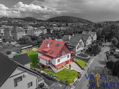 Prodej  rodinného domu 246 m², pozemek 697 m²