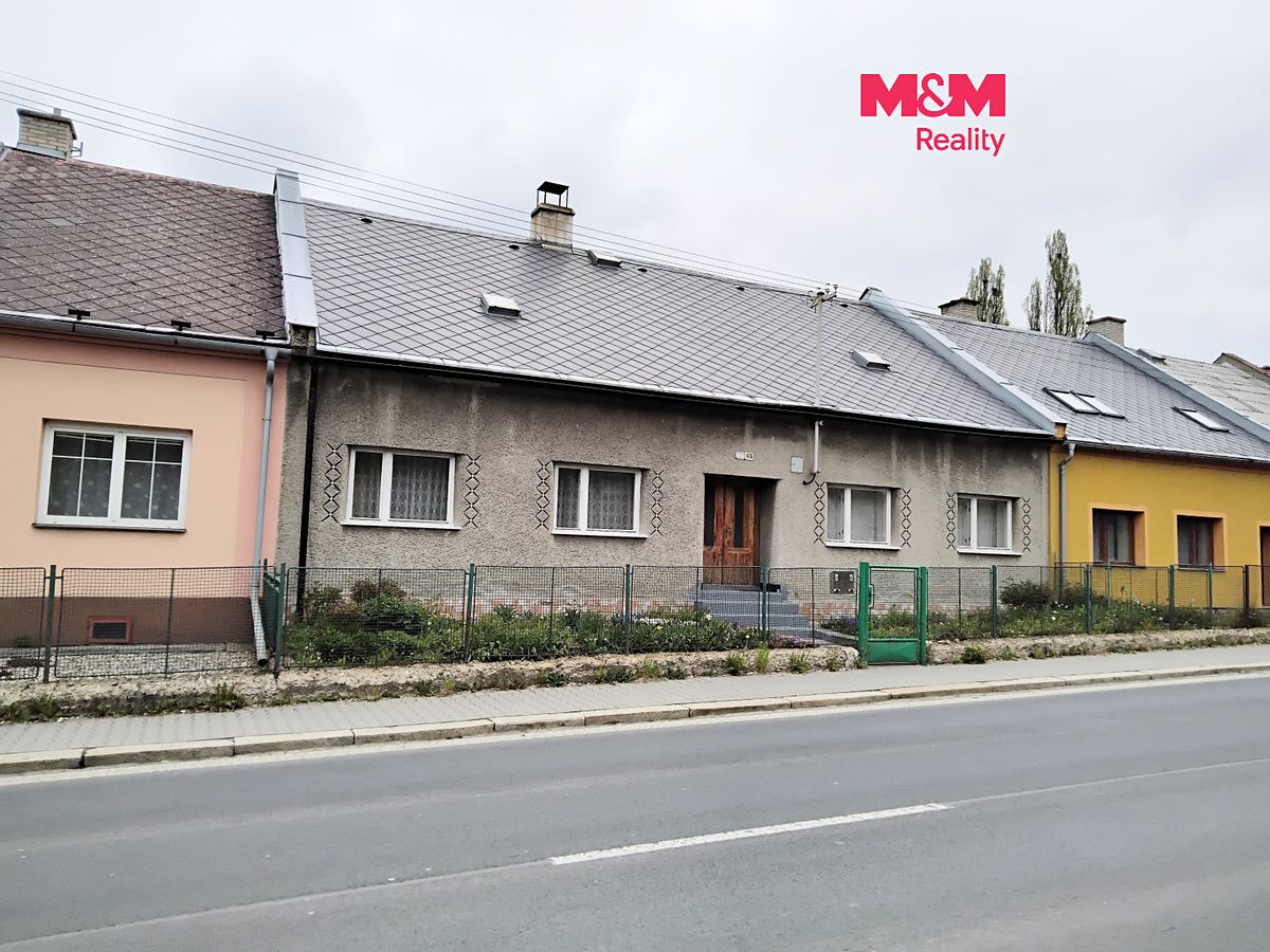 Prodej rodinného domu 170 m², pozemek 1588 m²