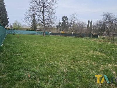 Prodej zahrady 802 m²