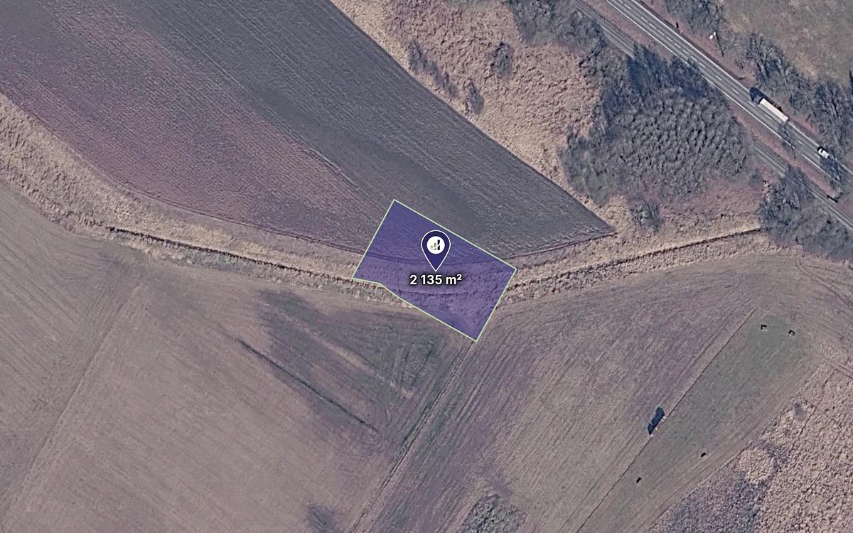 Prodej pole 2240 m²