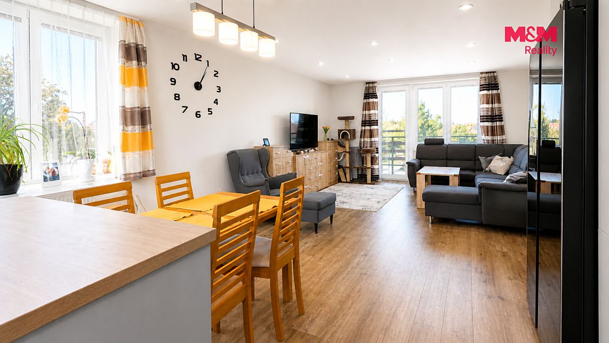 Prodej rodinného domu 129 m², pozemek 882 m² – fotografie 5