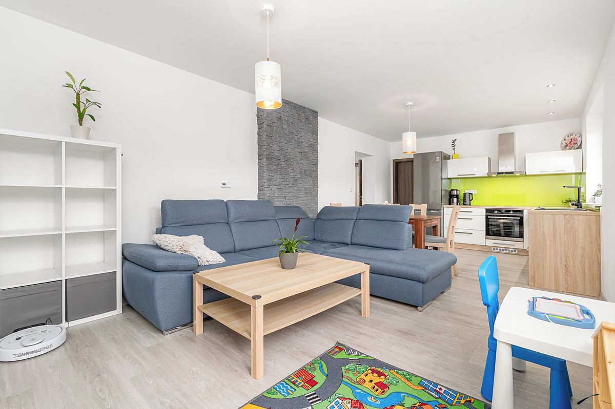 Prodej rodinného domu 183 m², pozemek 1352 m² – fotografie 5