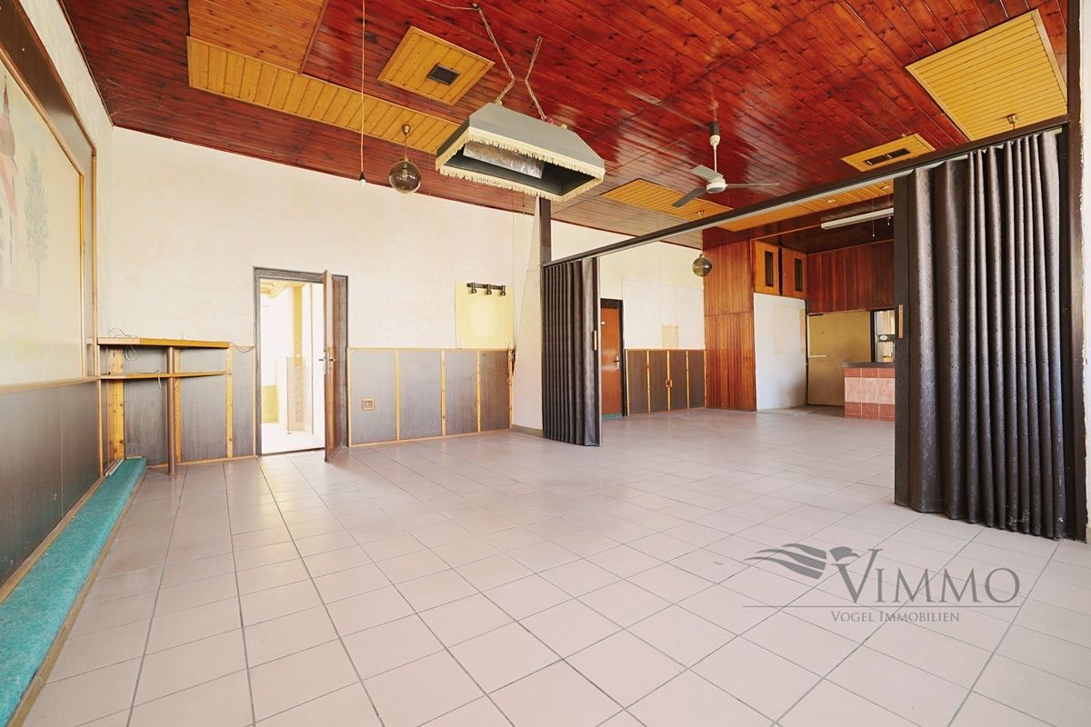 Prodej rodinného domu 230 m², pozemek 667 m² – fotografie 4