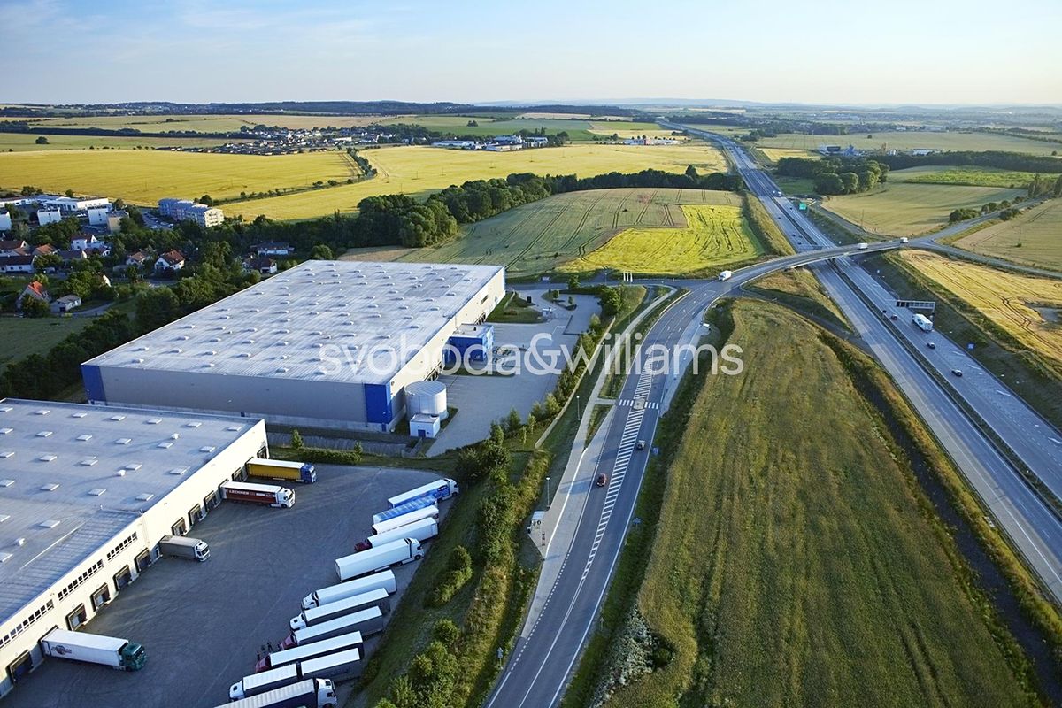 Pronájem skladového prostoru 16173 m² – fotografie 3