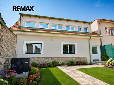Pronájem rodinného domu 169 m², pozemek 339 m²