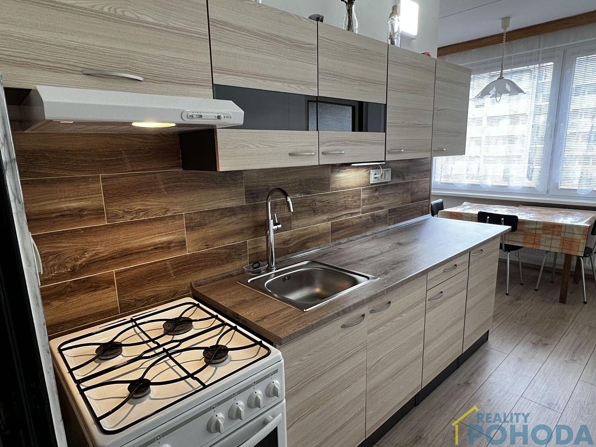 Pronájem bytu 2+1 60 m² – fotografie 2