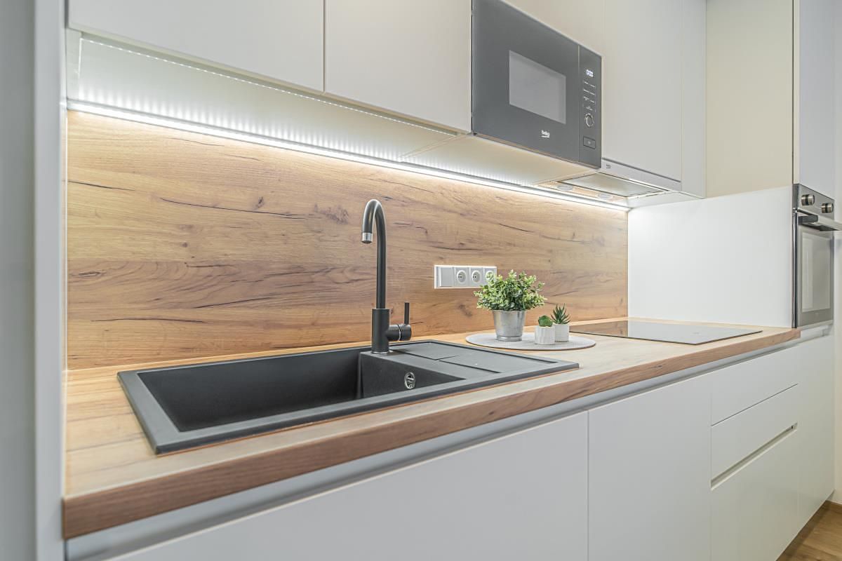 Pronájem bytu 3+kk 87 m² – fotografie 4