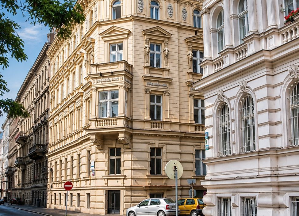 Pronájem bytu 2+1 80 m² – fotografie 2