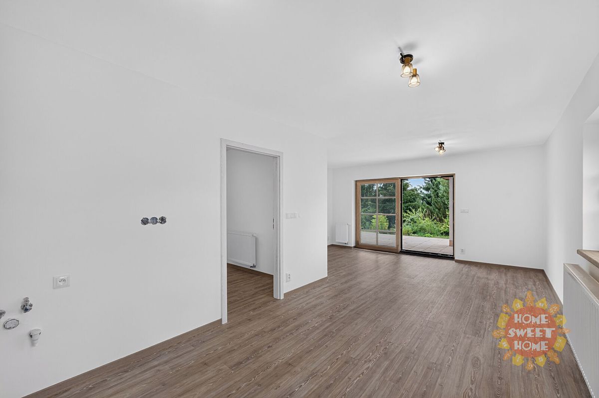 Prodej rodinného domu 140 m², pozemek 2027 m² – fotografie 4