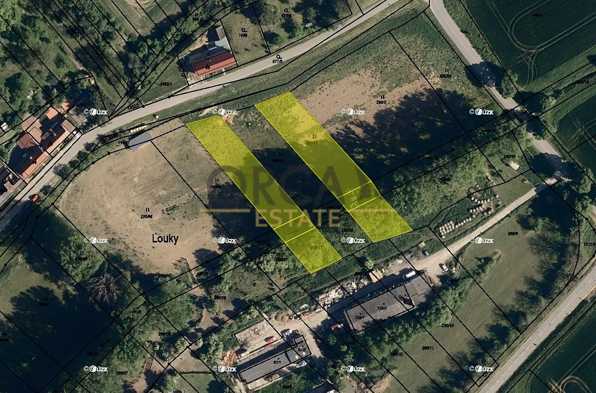 Prodej podílu 1/10 pozemku 311 m²