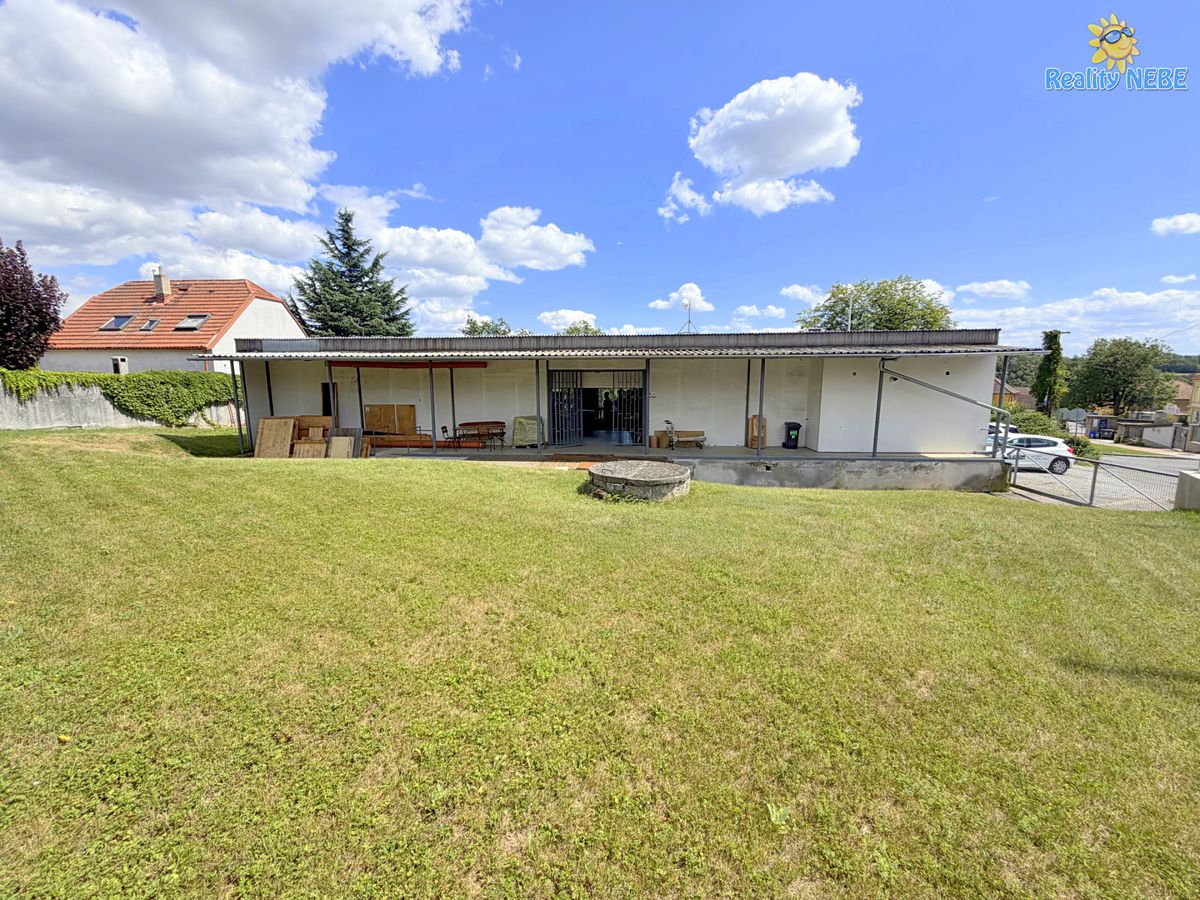 Pronájem kanceláře 368 m² – fotografie 3