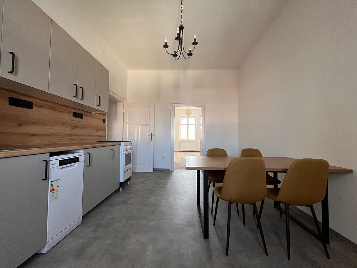 Pronájem bytu 3+1 84 m²