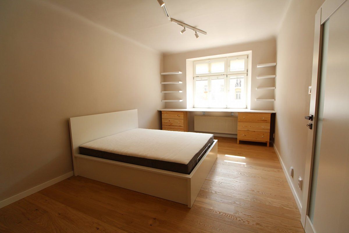 Pronájem bytu 2+kk 54 m² – fotografie 2