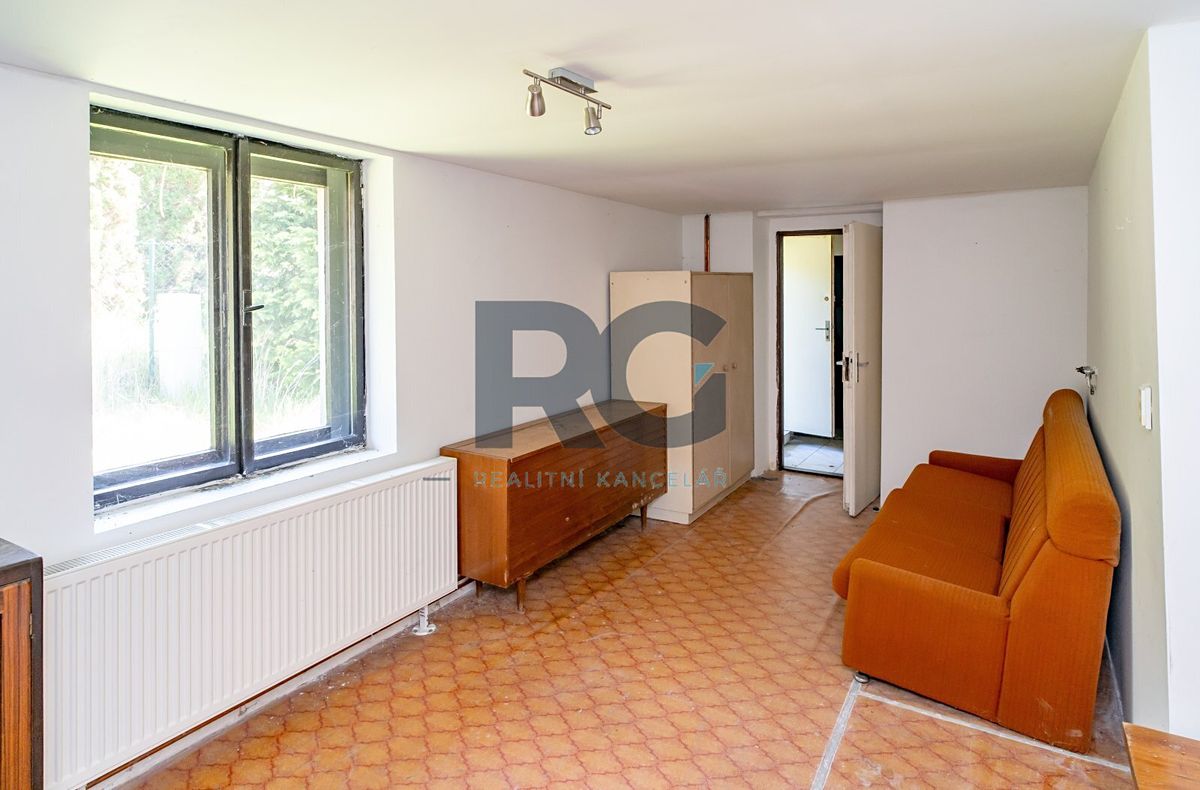 Prodej rodinného domu 449 m², pozemek 1102 m² – fotografie 5