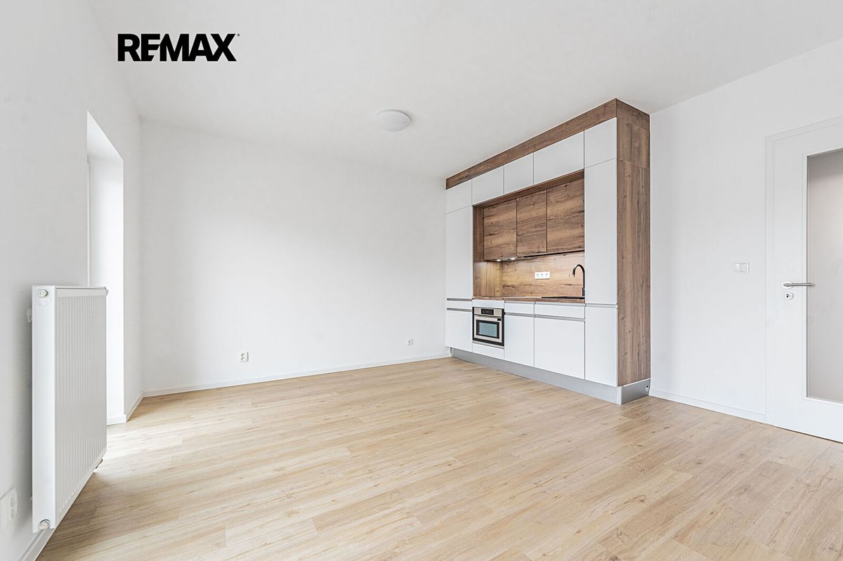 Pronájem bytu 1+kk 29 m²