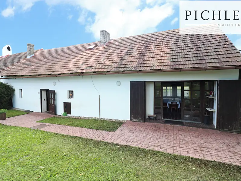 Prodej rodinného domu 160 m², pozemek 788 m², Hracholusky – náhled fotky 2