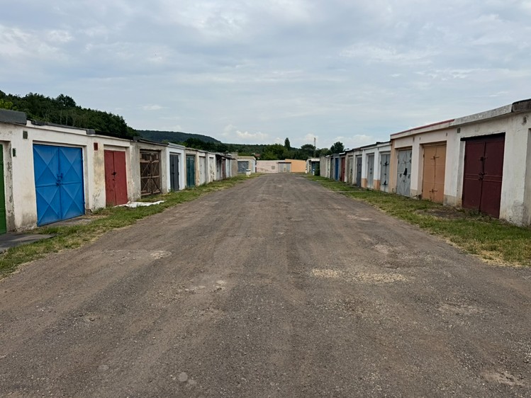 Prodej nemovitosti, 19 m² (1 z 6)