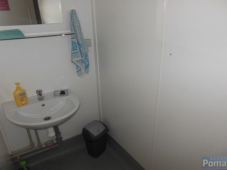 Pronájem komerčního prostoru, 16 m² (7 z 9)