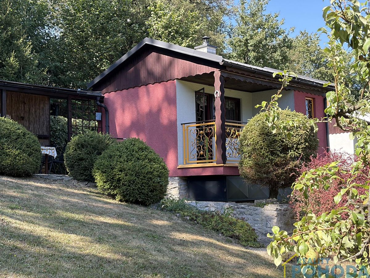 Prodej chaty 37 m², pozemek 23 m²