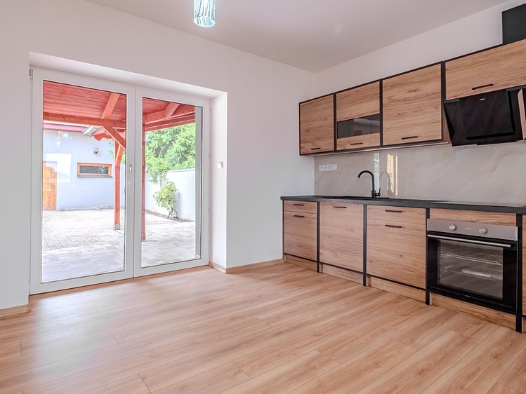 Будинок на продаж, 181 м² (3 з 37)