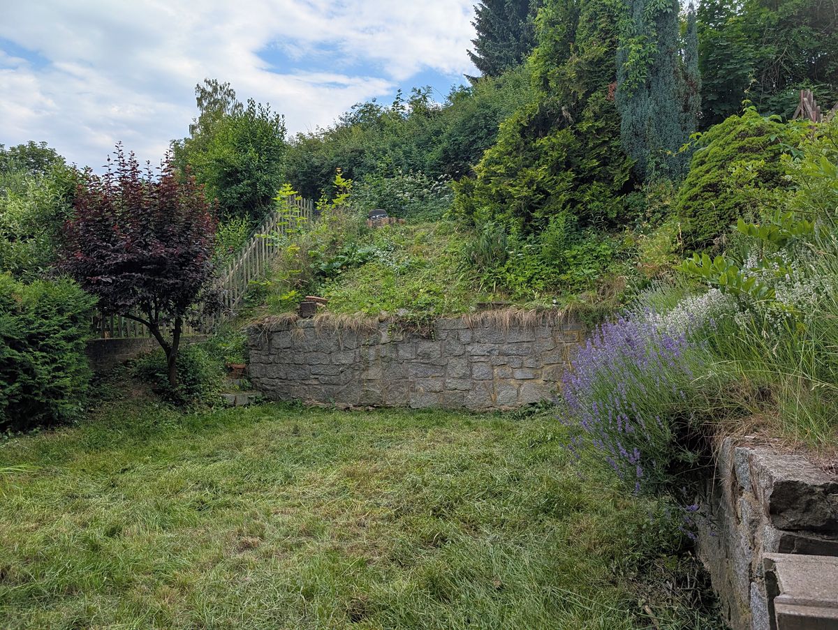 Pronájem rodinného domu 200 m², pozemek 350 m² – fotografie 3
