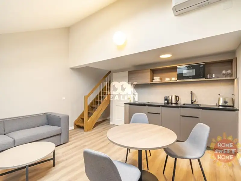 Pronájem bytu 2+kk 37 m², Praha – náhled fotky 1
