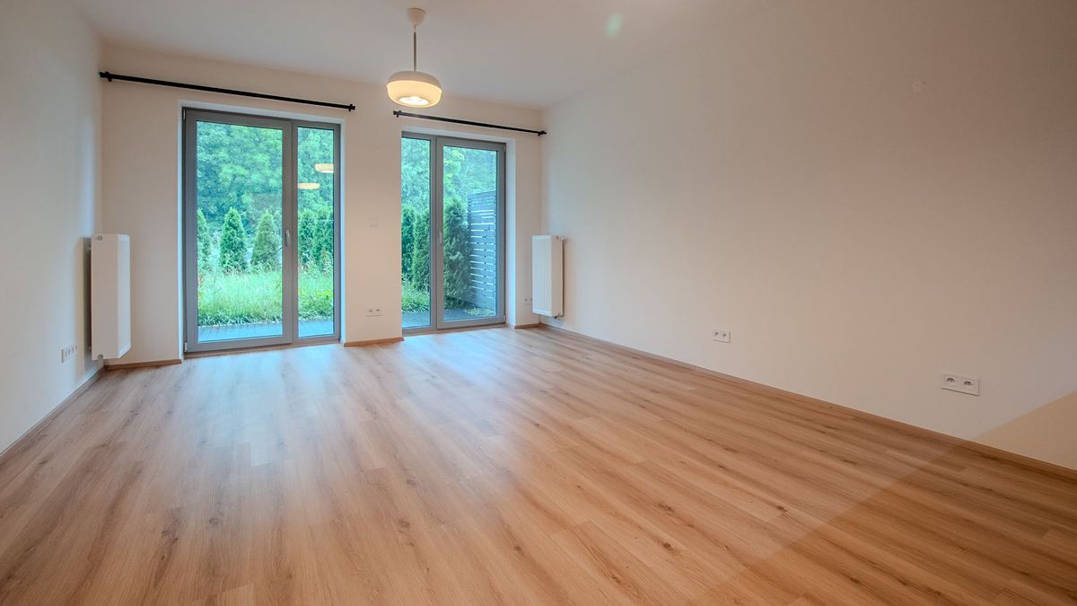 Pronájem bytu 2+kk 47 m² – fotografie 4