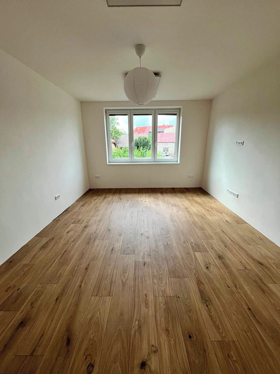 Pronájem bytu 2+1 50 m² – fotografie 4