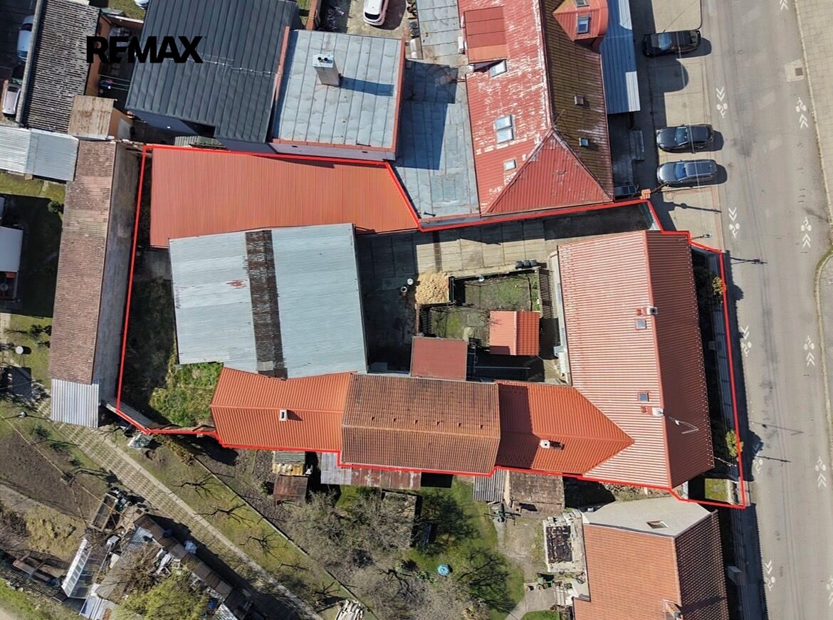 Prodej vícegeneračního domu 230 m², pozemek 1032 m² – fotografie 4