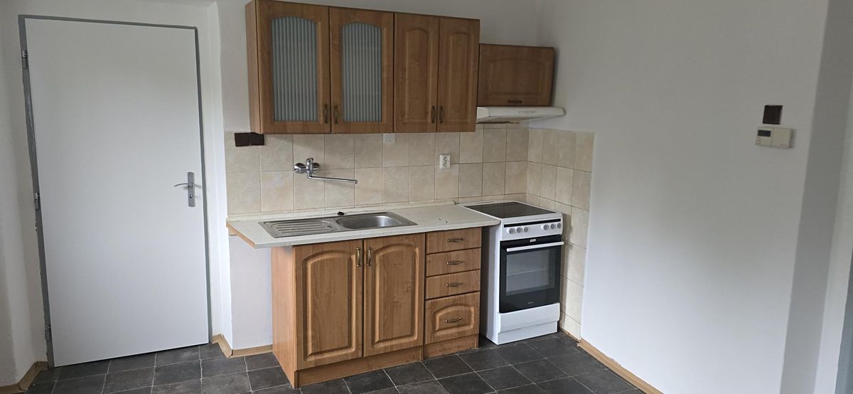 Pronájem bytu 3+1 90 m² – fotografie 5