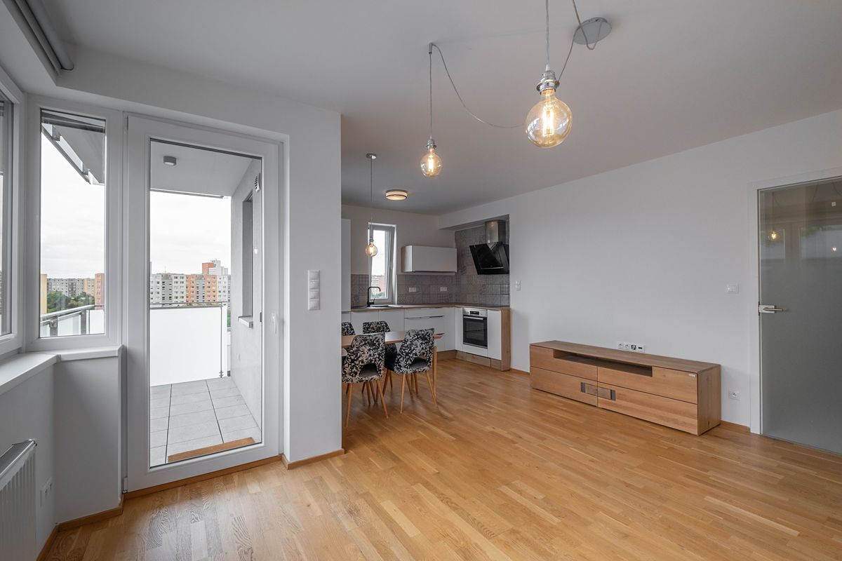 Pronájem bytu 2+kk 59 m²