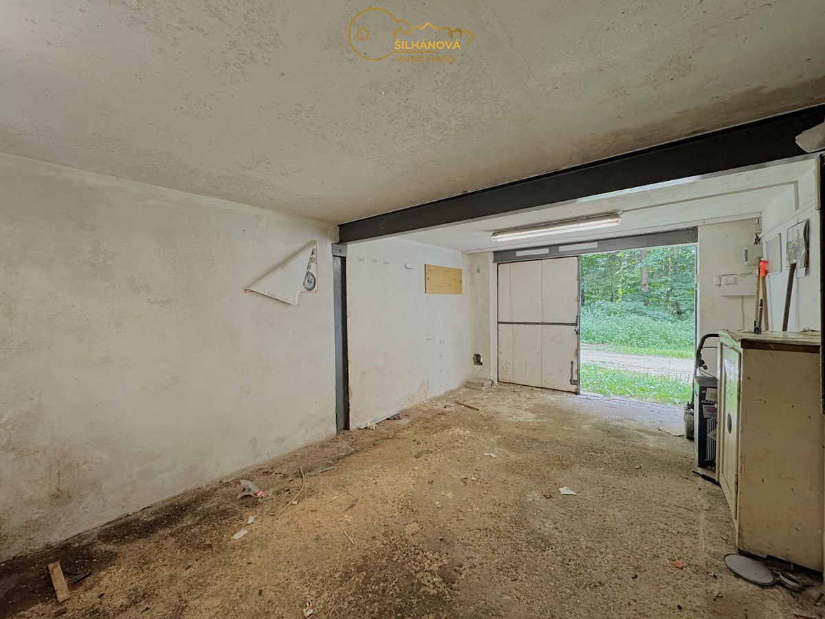 Pronájem garáže 24 m² – fotografie 3