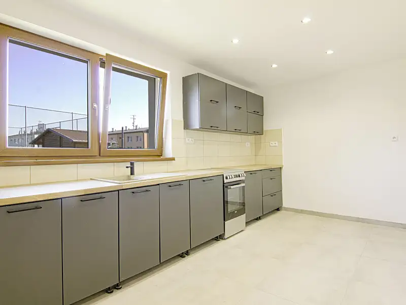 Prodej bytu 4+kk 101 m², Vratěnín – náhled fotky 2
