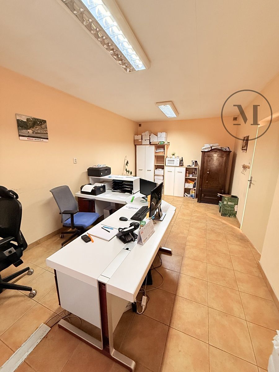 Pronájem kanceláře 19 m² – fotografie 2