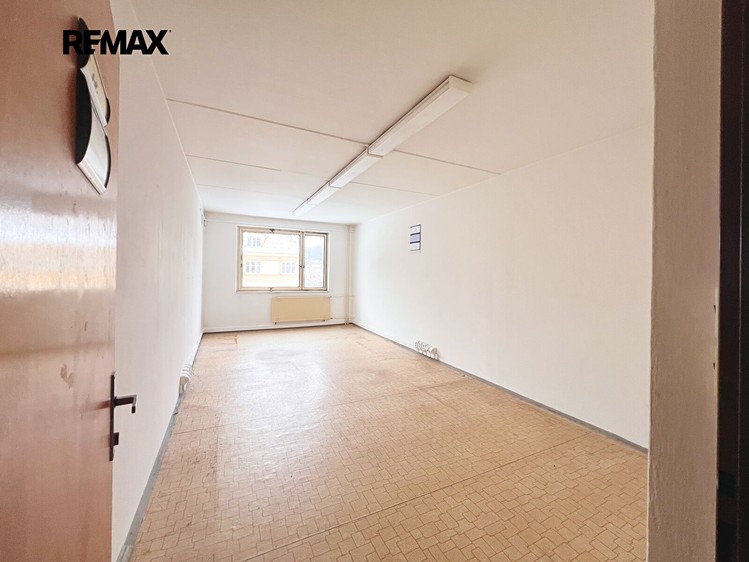Gewerbefläche zum Kauf, 1.800 m² (36 von 47)