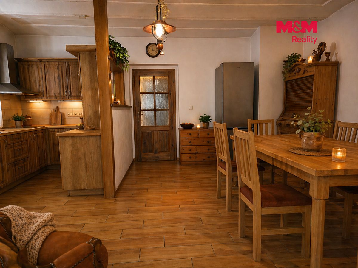 Prodej rodinného domu 158 m², pozemek 5485 m² – fotografie 3