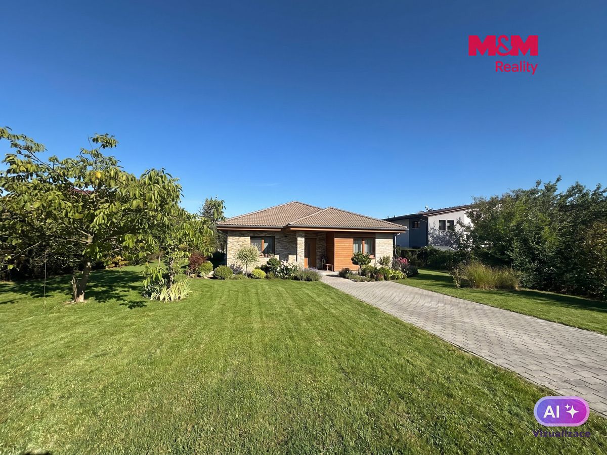 Prodej stavebního pozemku 1157 m² – fotografie 2