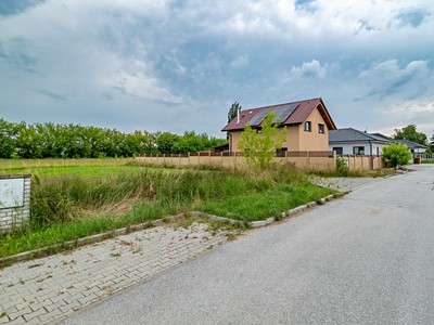 Prodej pozemku, 726 m² (2 z 8)
