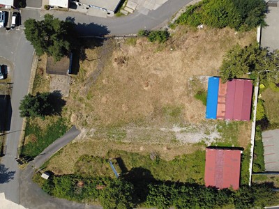 Prodej  komerčního pozemku 3 279 m²