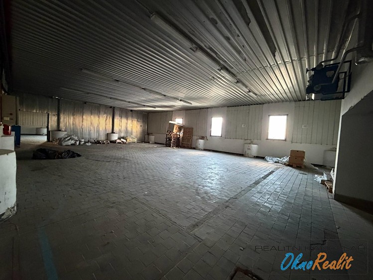 Pronájem komerčního prostoru, 200 m² (31 z 50)